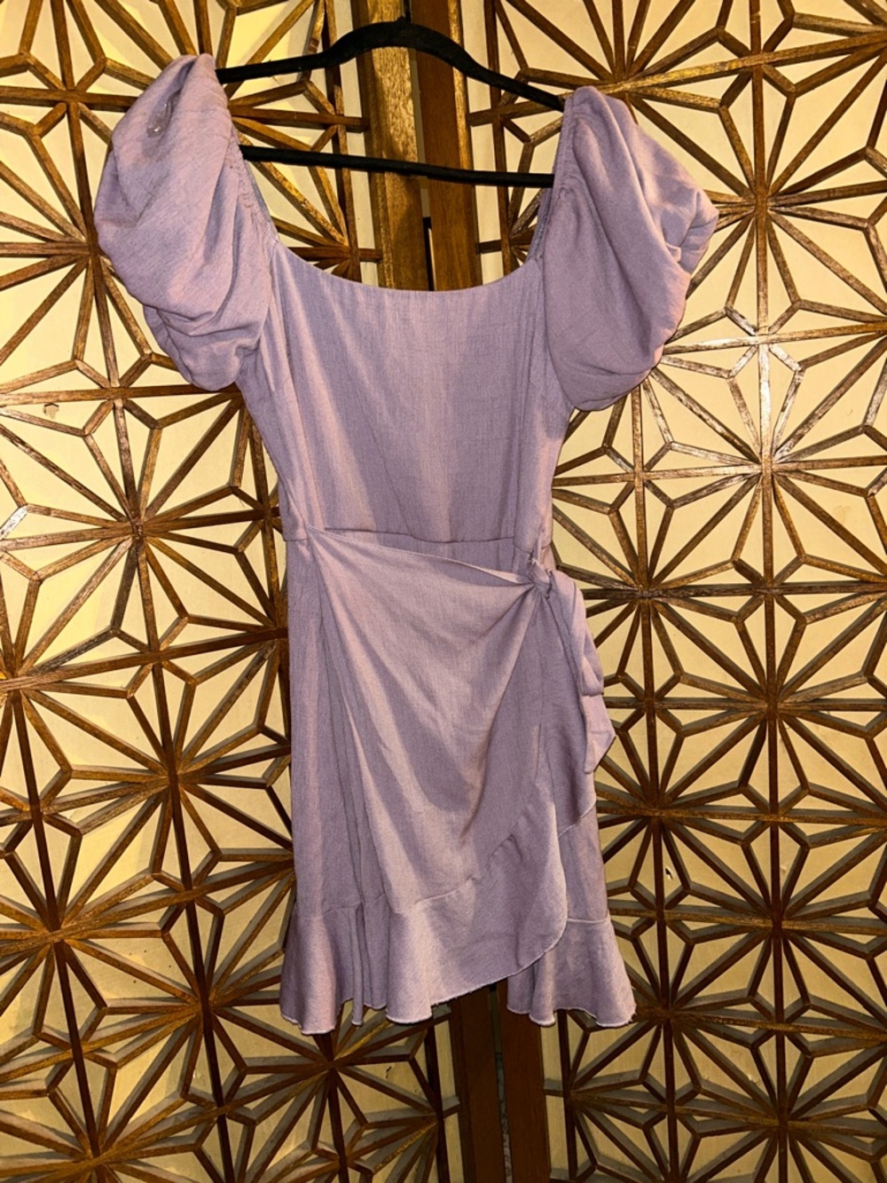Trixxi Lilac Puff-Sleeve Wrap Mini Dress size small